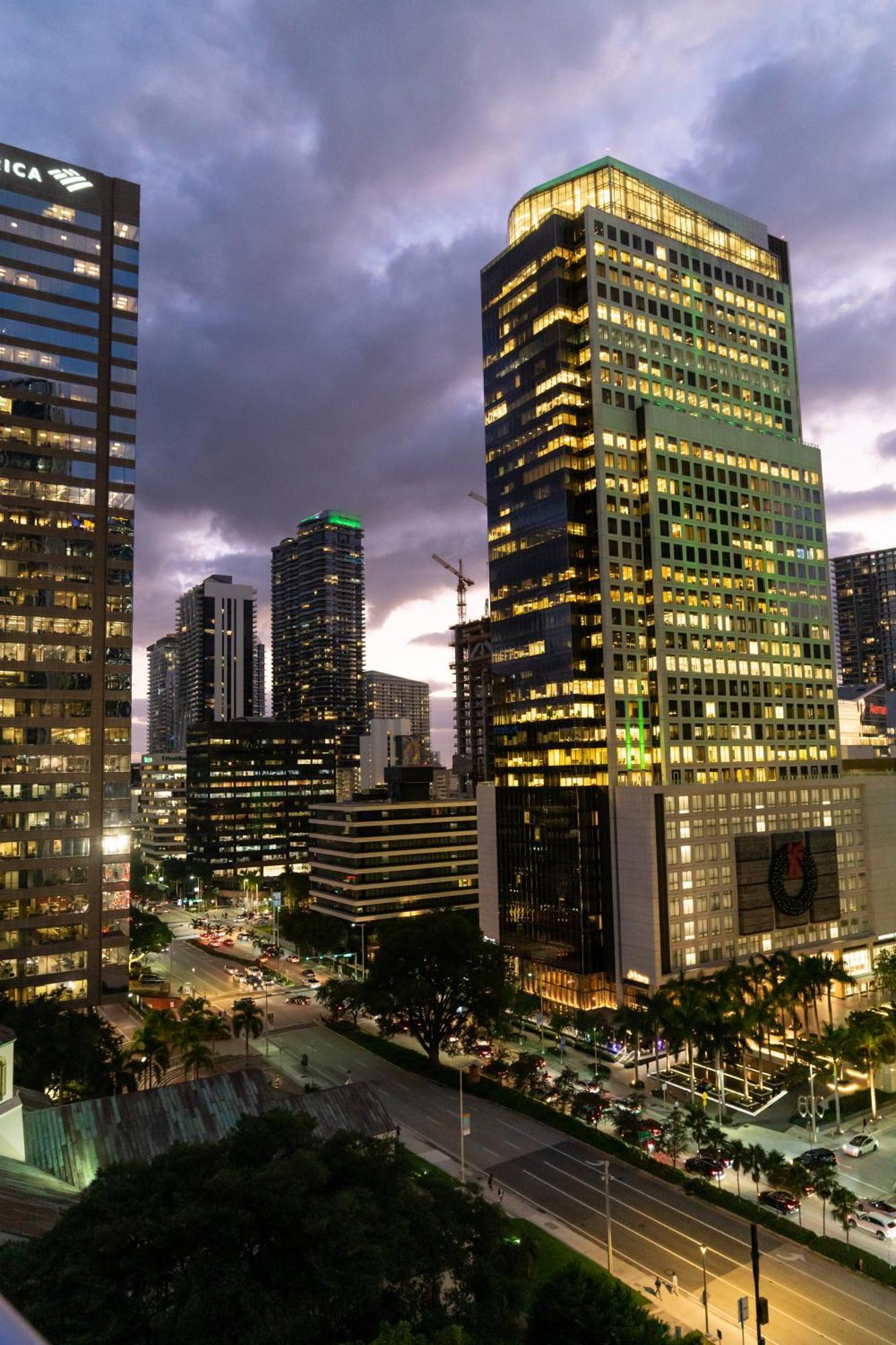 W Miami Hotel Exterior photo