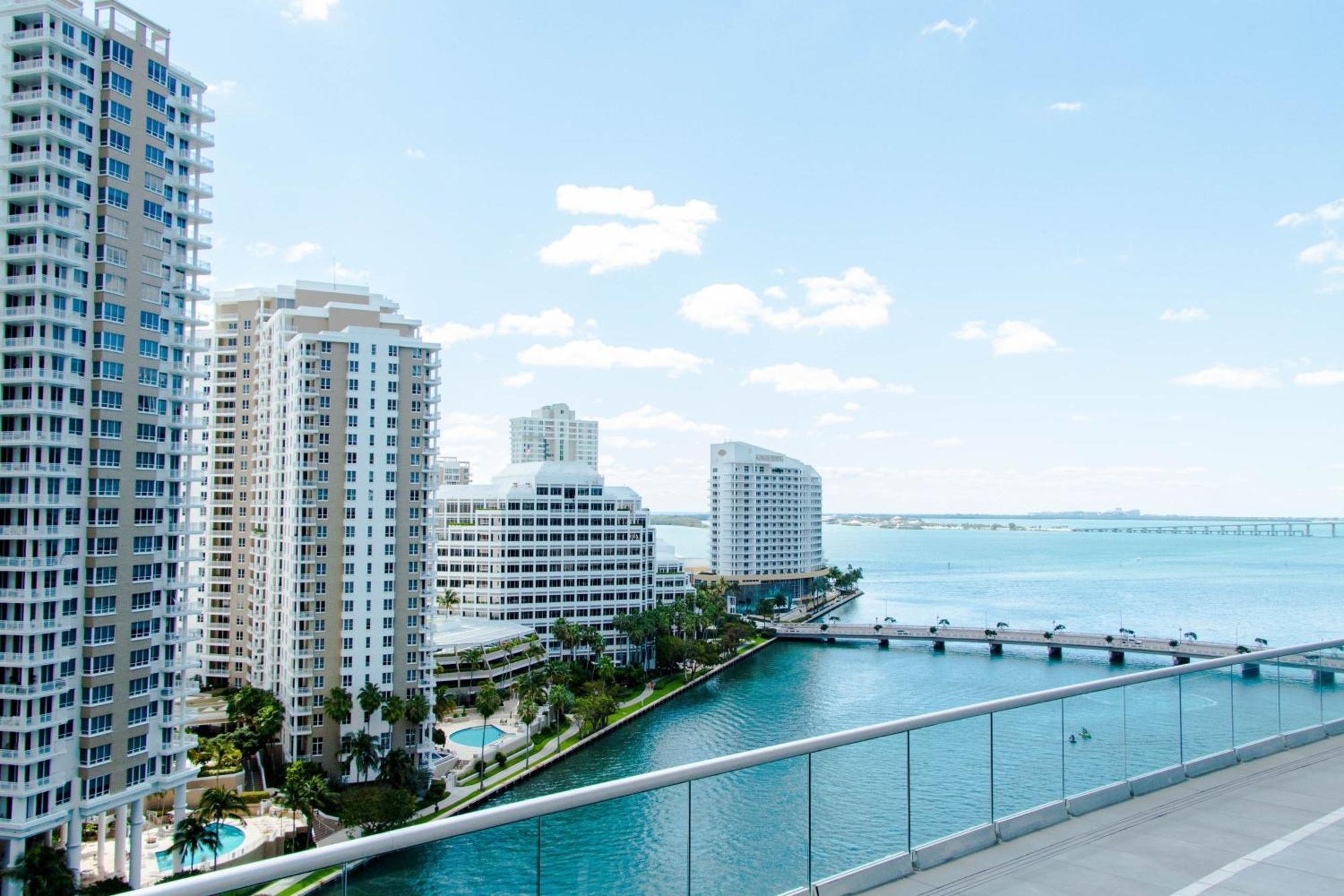 W Miami Hotel Exterior photo